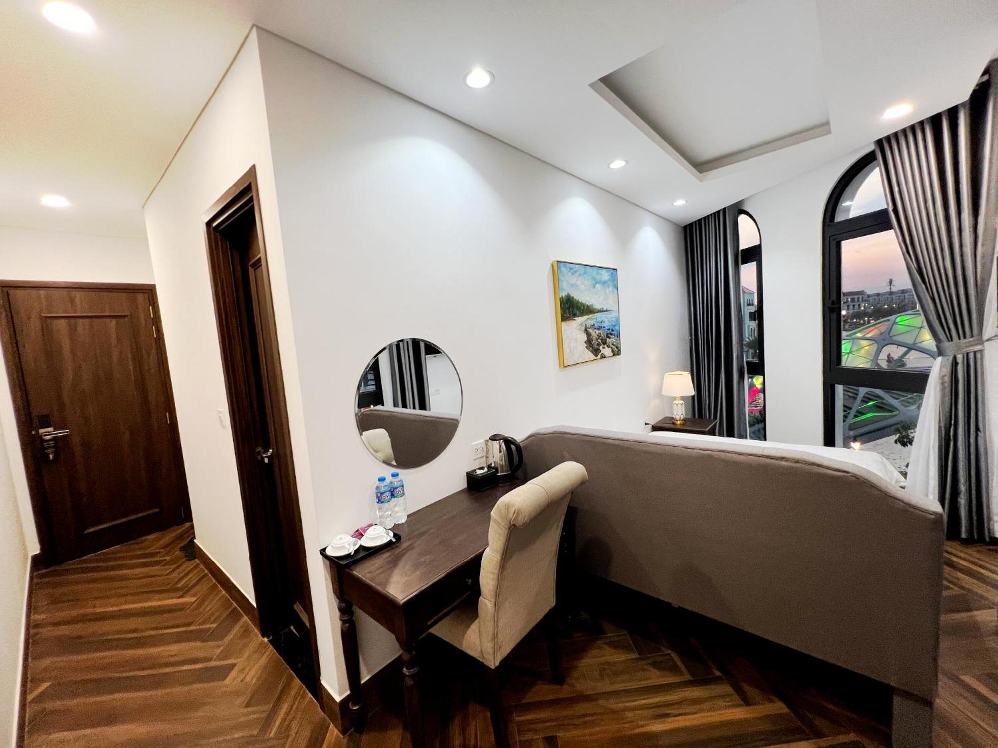 Legacy Hotel - Grand World Phu Quoc Luaran gambar
